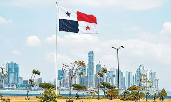Recorte de gastos en Panamá para balancear presupuesto